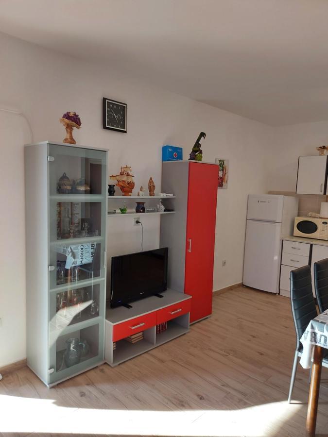 Apartment Valeria Lopar Eksteriør billede